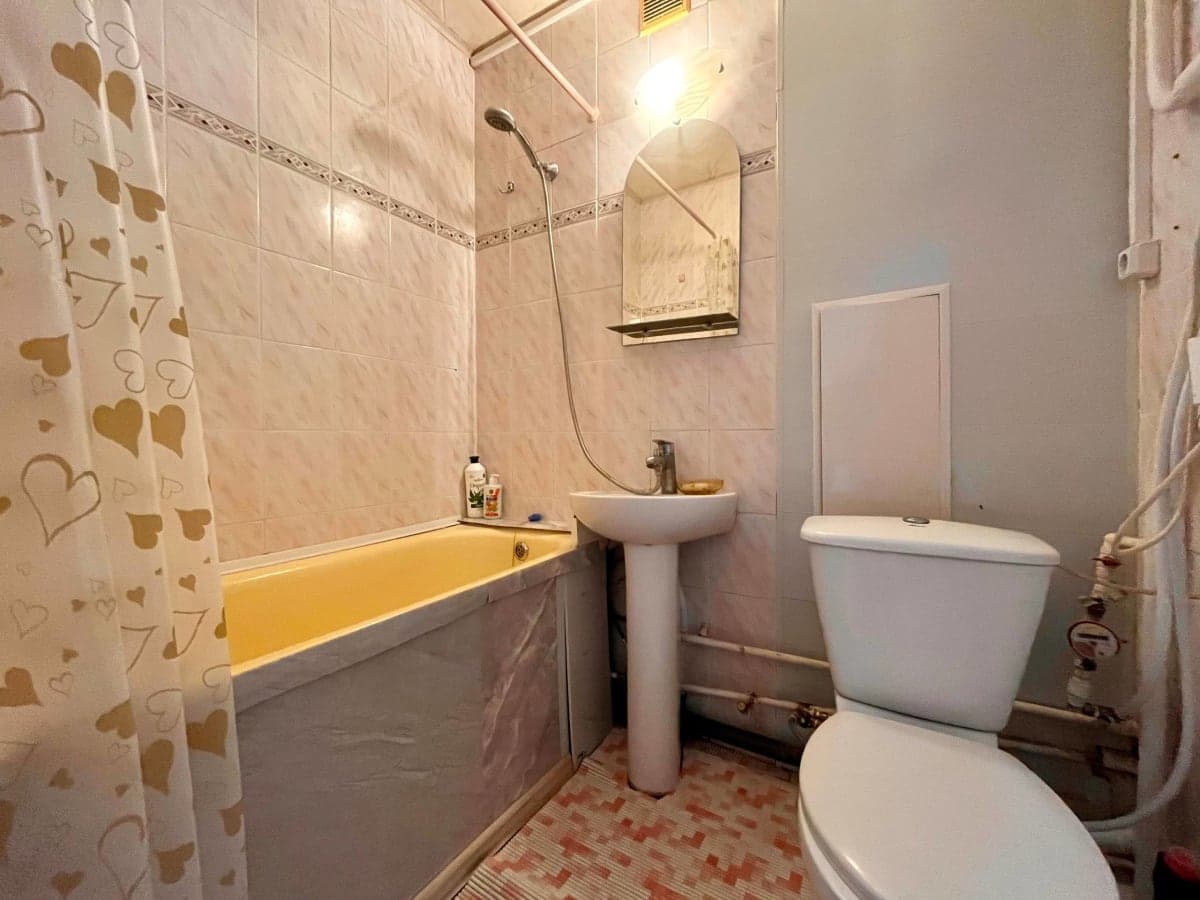 Квартира 1 кімнатна