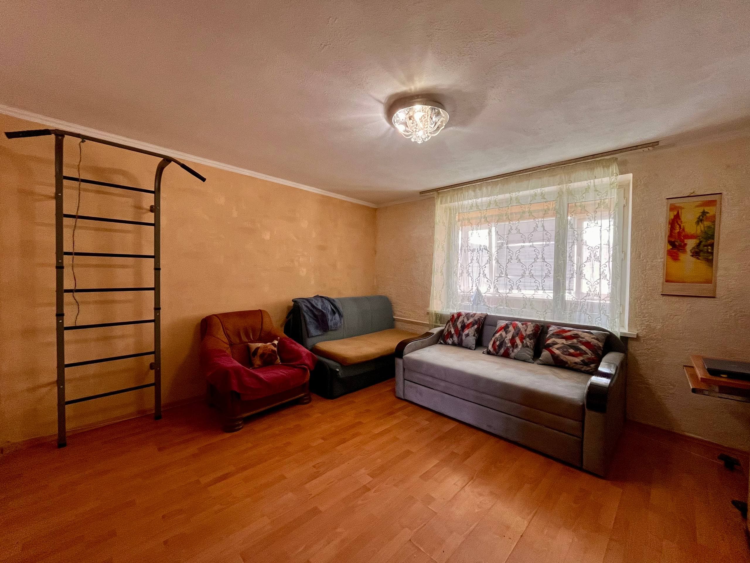 Квартира 2 кімнатна